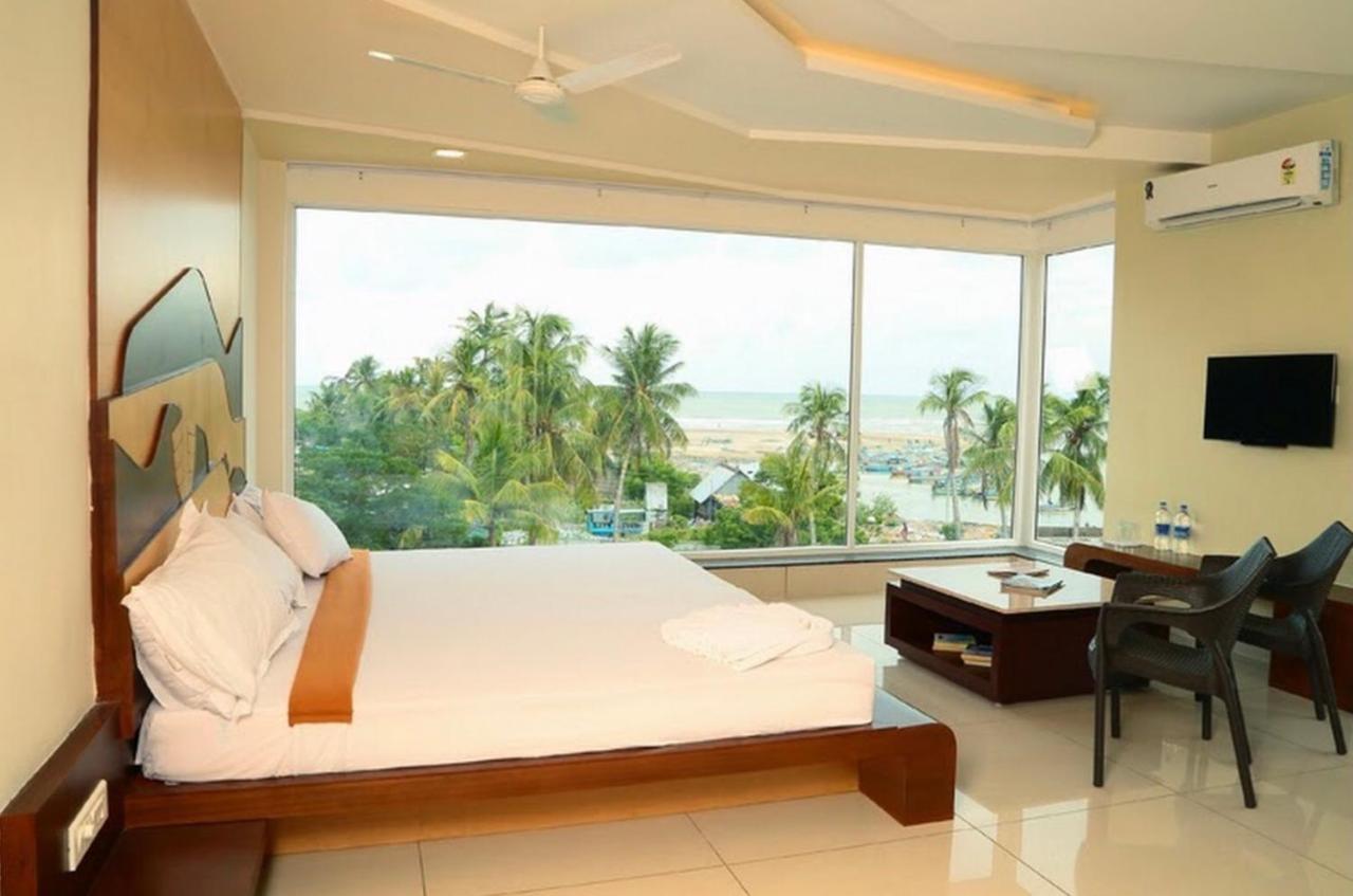 Annai In Saravana Bhavan Fine Stay And Restaurant Velankanni Exteriör bild